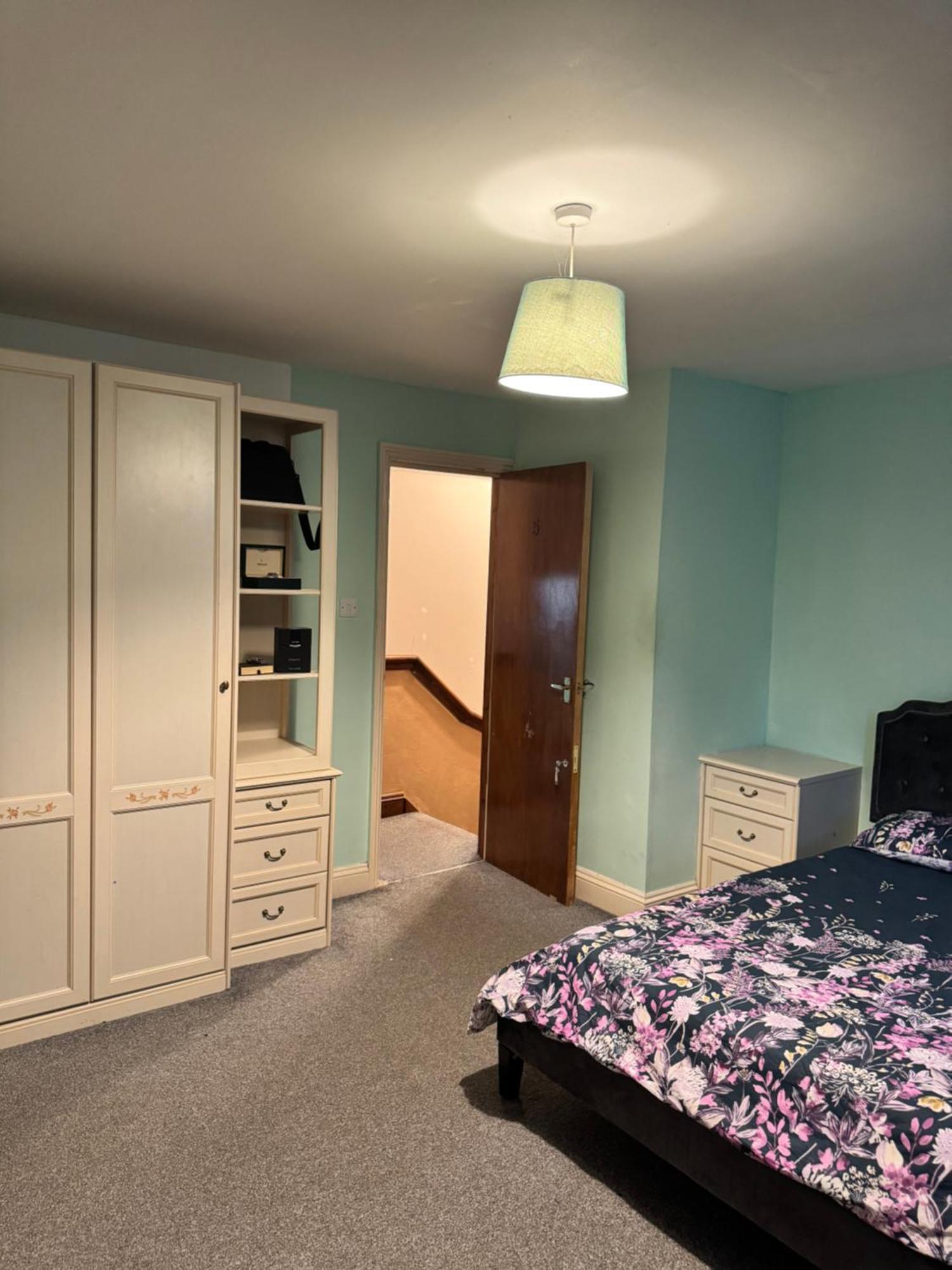 Jxb Homes - Lovely And Spacious Rooms Cliftonville Eksteriør bilde